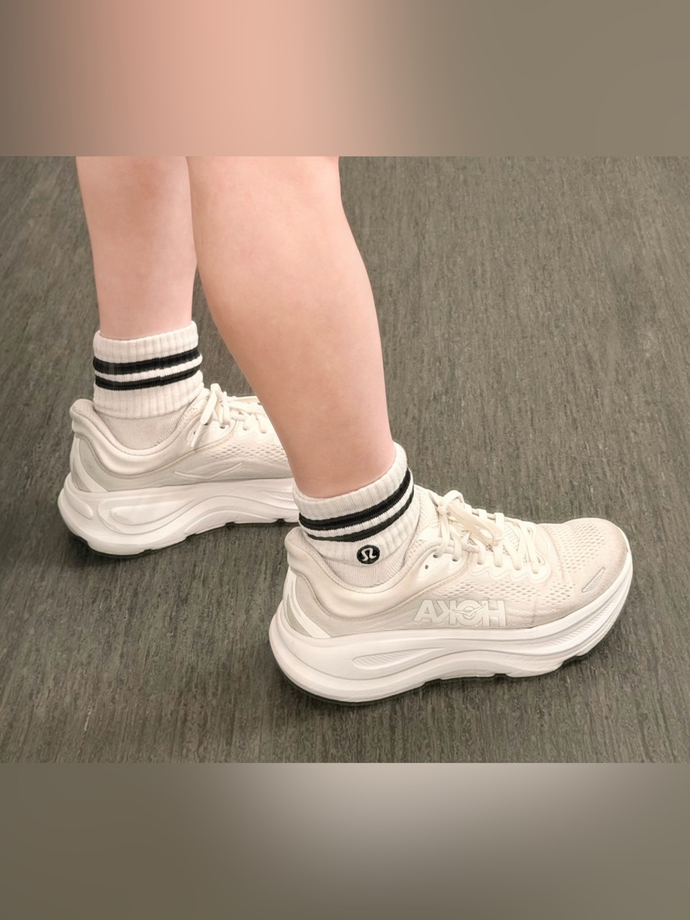 Hoka Bondi9 Athletic sneakers
